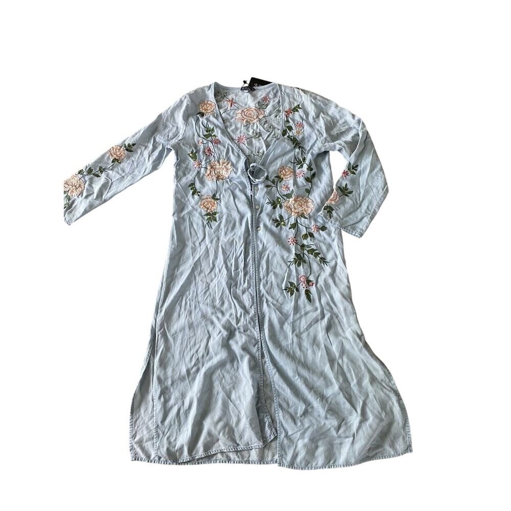 NWT BBWM Woman S Chambray L/S Embroidered Sequined Duster button/Tie Stains